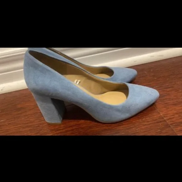 Heels - Picture 2 of 2